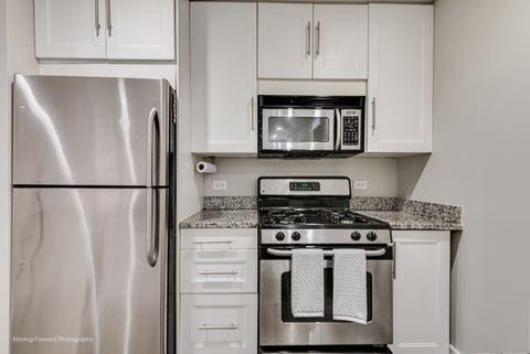 Tiny photo for 1625 W Ainslie Street #BE, Chicago, IL 60640 (MLS # 12690418)