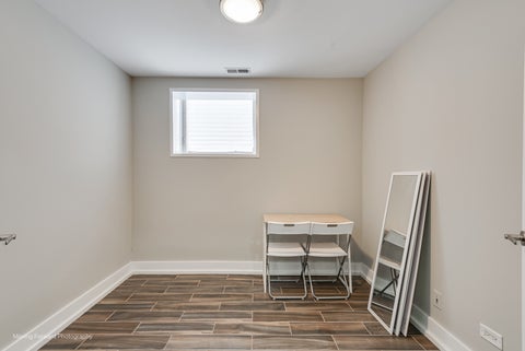 Tiny photo for 1625 W Ainslie Street #BE, Chicago, IL 60640 (MLS # 12690418)