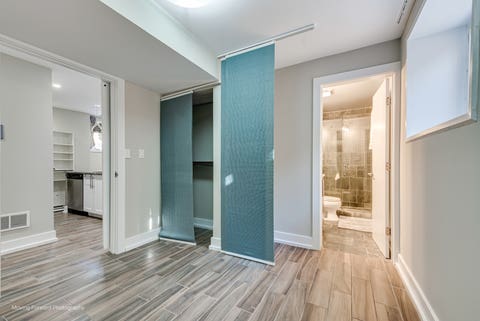 Tiny photo for 1625 W Ainslie Street #BE, Chicago, IL 60640 (MLS # 12690418)