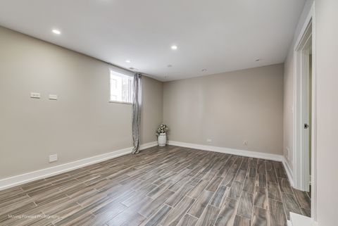 Tiny photo for 1625 W Ainslie Street #BE, Chicago, IL 60640 (MLS # 12690418)