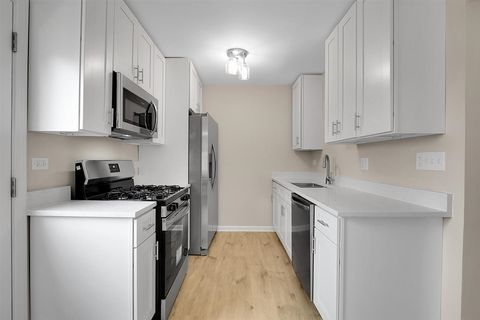 Tiny photo for Bloomingdale, IL 60108 (MLS # 12576940)