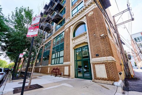 Tiny photo for 221 E Cullerton Street #617, Chicago, IL 60616 (MLS # 12504456)