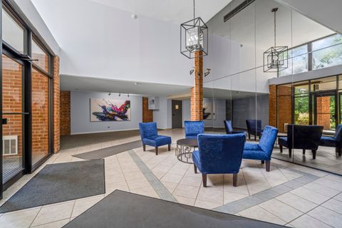 Tiny photo for 1615 E Central Road #417C, Arlington Heights, IL 60005 (MLS # 12424761)