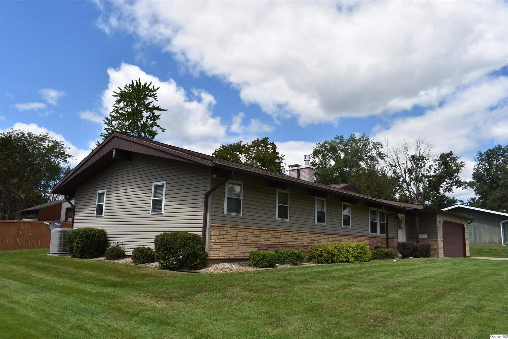 722 Ridgewood Dr