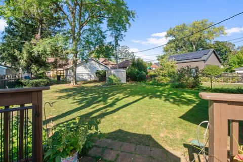 Tiny photo for 390 S York Road, Elmhurst, IL 60126 (MLS # 12481831)