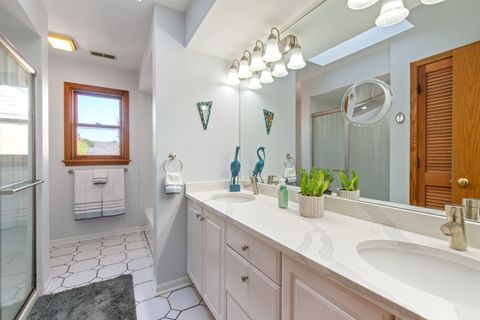Tiny photo for 390 S York Road, Elmhurst, IL 60126 (MLS # 12481831)
