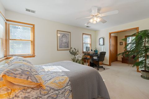 Tiny photo for 390 S York Road, Elmhurst, IL 60126 (MLS # 12481831)