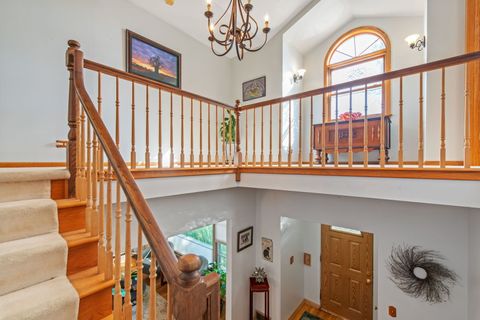 Tiny photo for 390 S York Road, Elmhurst, IL 60126 (MLS # 12481831)