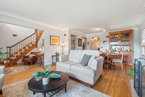 Tiny photo for 390 S York Road, Elmhurst, IL 60126 (MLS # 12481831)