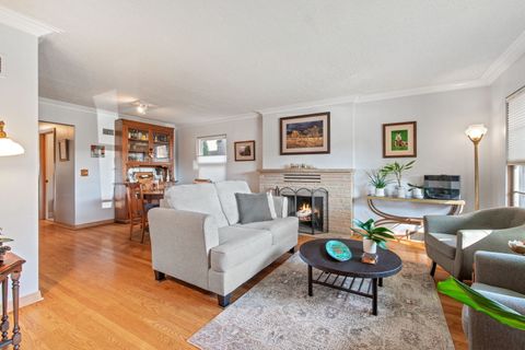 Tiny photo for 390 S York Road, Elmhurst, IL 60126 (MLS # 12481831)