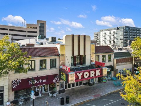 Tiny photo for 390 S York Road, Elmhurst, IL 60126 (MLS # 12481831)