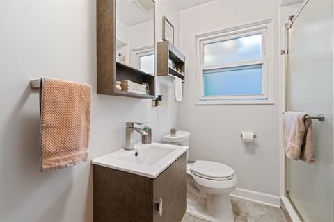 Tiny photo for 390 S York Road, Elmhurst, IL 60126 (MLS # 12481831)