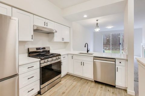 Tiny photo for 1254 S Candlestick Way, Waukegan, IL 60085 (MLS # 12546616)