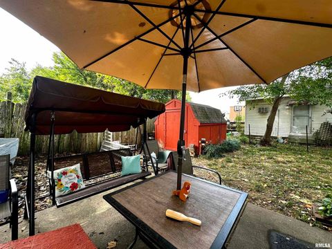 Tiny photo for 305 W LINCOLN Street, Harrisburg, IL 62946 (MLS # QC4267159)