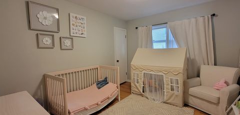 Tiny photo for 6870 N WILDWOOD Avenue, Chicago, IL 60646 (MLS # 12480177)