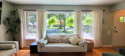 Tiny photo for 6870 N WILDWOOD Avenue, Chicago, IL 60646 (MLS # 12480177)