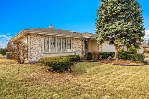 Photo of 7631 Chestnut Drive, Orland Park, IL 60462 (MLS # 12577377)