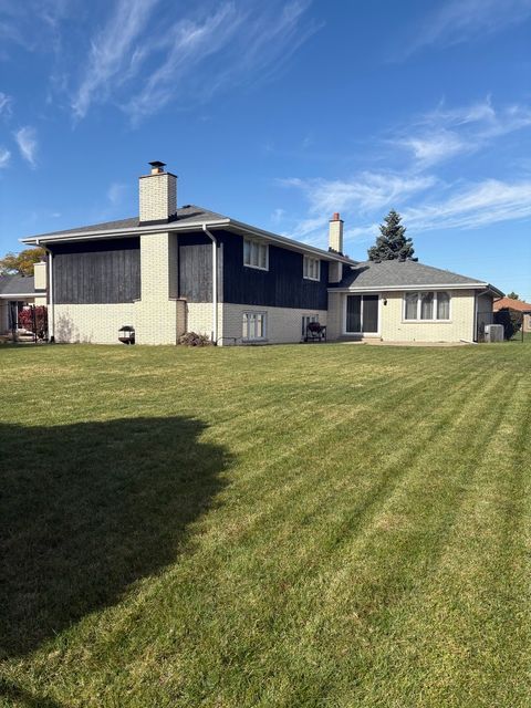 Tiny photo for 7631 Chestnut Drive, Orland Park, IL 60462 (MLS # 12577377)