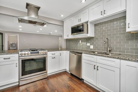 Tiny photo for 9109 W 123rd Street, Palos Park, IL 60464 (MLS # 12379273)