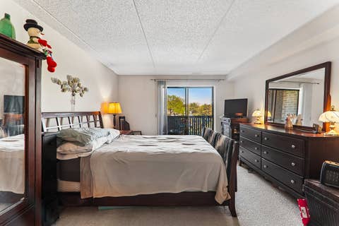 Tiny photo for 930 TAYLOR Drive #104, Gurnee, IL 60031 (MLS # 12726505)