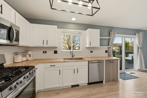 Tiny photo for 615 Searl Street, Plano, IL 60545 (MLS # 12584052)