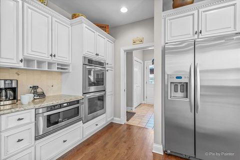 Tiny photo for Barrington, IL 60010 (MLS # 12619414)
