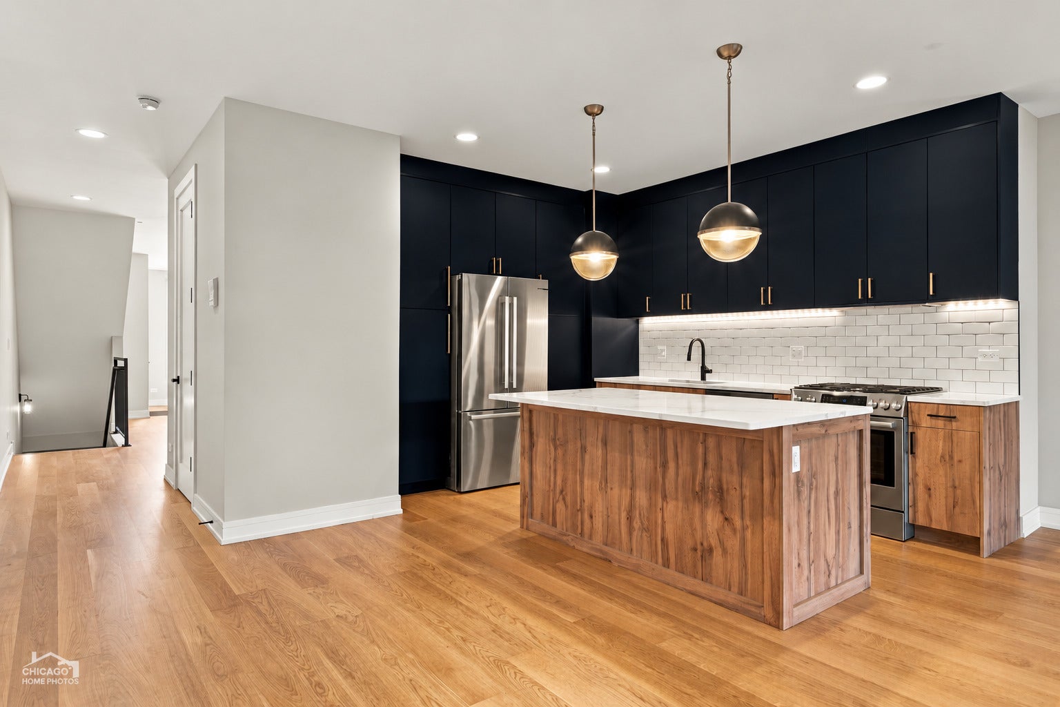 2448 W Diversey Avenue 1
