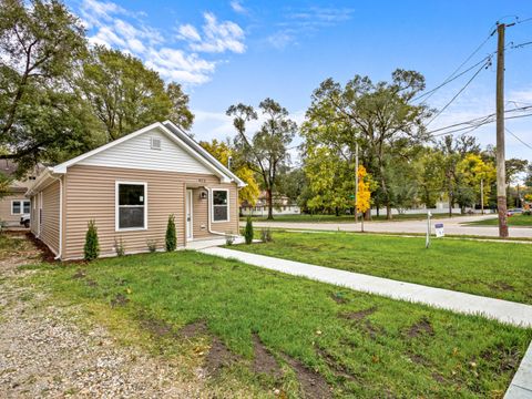 Tiny photo for 422 Sherman Street, Joliet, IL 60433 (MLS # 12499151)
