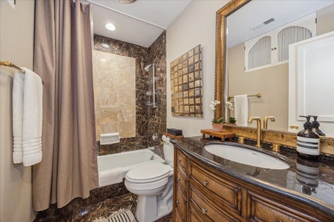 Tiny photo for 78 E Elm Street #3, Chicago, IL 60611 (MLS # 12788490)