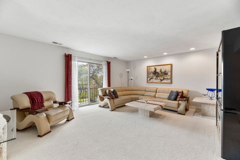 Tiny photo for 4050 Dundee Road #205, Northbrook, IL 60062 (MLS # 12494767)