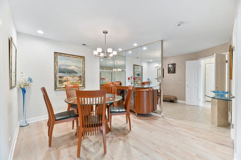 Tiny photo for 4050 Dundee Road #205, Northbrook, IL 60062 (MLS # 12494767)