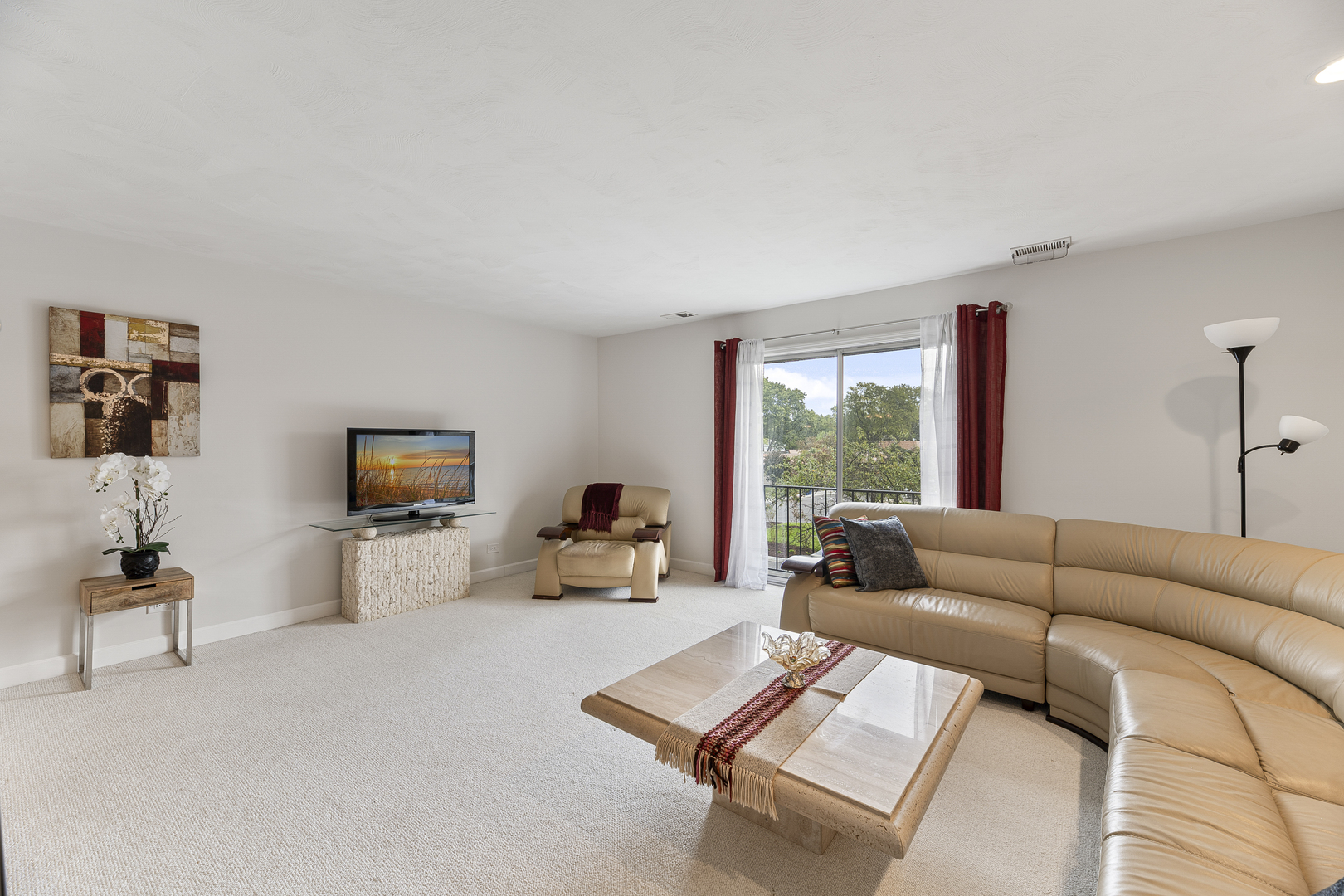 4050 Dundee Road 205