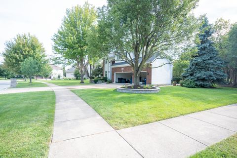 Tiny photo for 2211 Skylane Drive, Naperville, IL 60564 (MLS # 12460182)