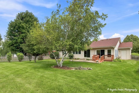 Tiny photo for 419 Wimbleton Trail, McHenry, IL 60050 (MLS # 12789371)