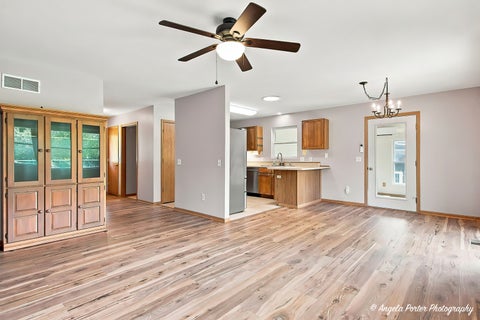 Tiny photo for 419 Wimbleton Trail, McHenry, IL 60050 (MLS # 12789371)