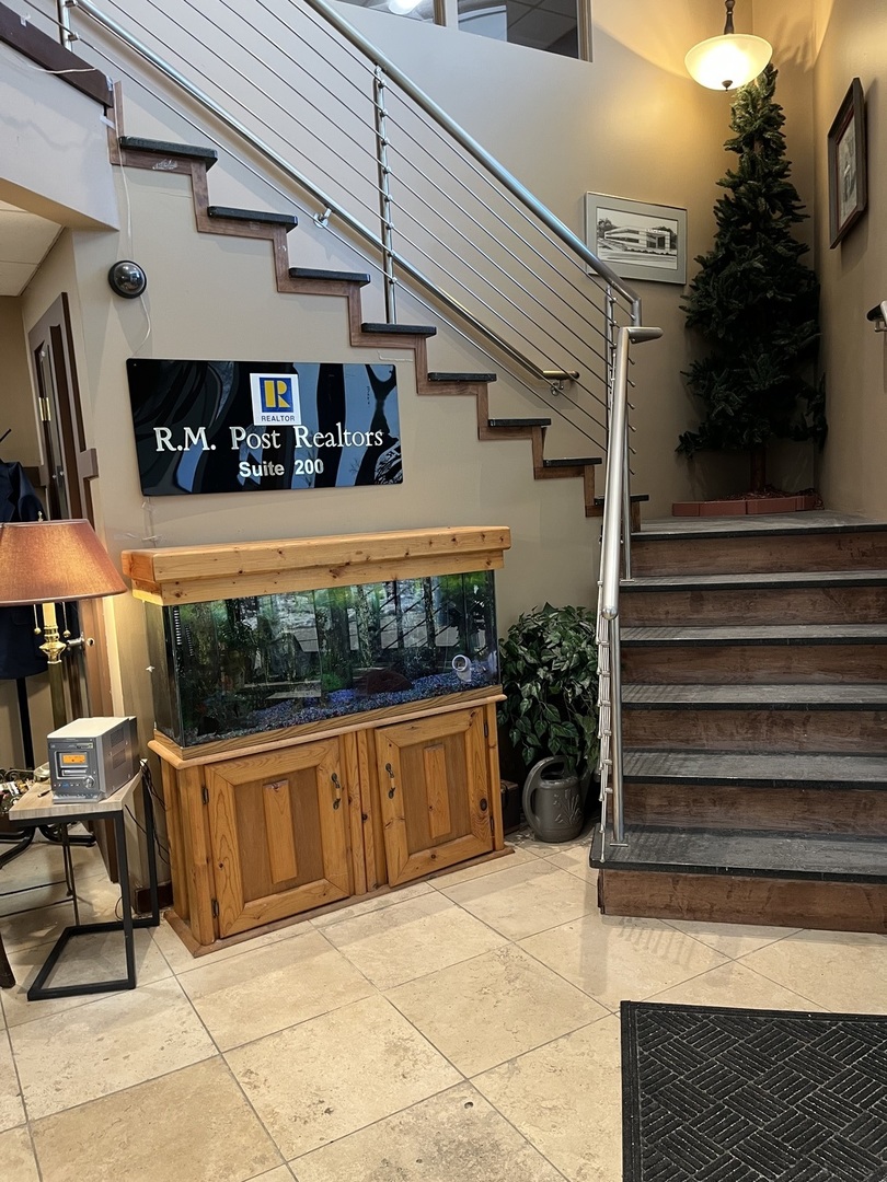 15426-15428 S 70th Court