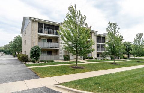 Tiny photo for 9150 W 95th Street #2B, Hickory Hills, IL 60457 (MLS # 12487566)