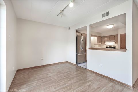 Tiny photo for 9150 W 95th Street #2B, Hickory Hills, IL 60457 (MLS # 12487566)