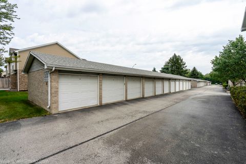 Tiny photo for 9150 W 95th Street #2B, Hickory Hills, IL 60457 (MLS # 12487566)