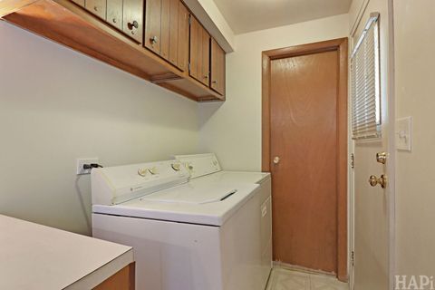 Tiny photo for 808 W Weathersfield Way, Schaumburg, IL 60193 (MLS # 12685853)
