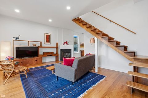 Tiny photo for 1820 W SUPERIOR Street #2R, Chicago, IL 60622 (MLS # 12637203)