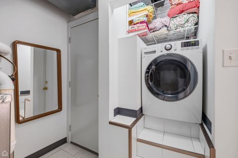 Tiny photo for 1820 W SUPERIOR Street #2R, Chicago, IL 60622 (MLS # 12637203)