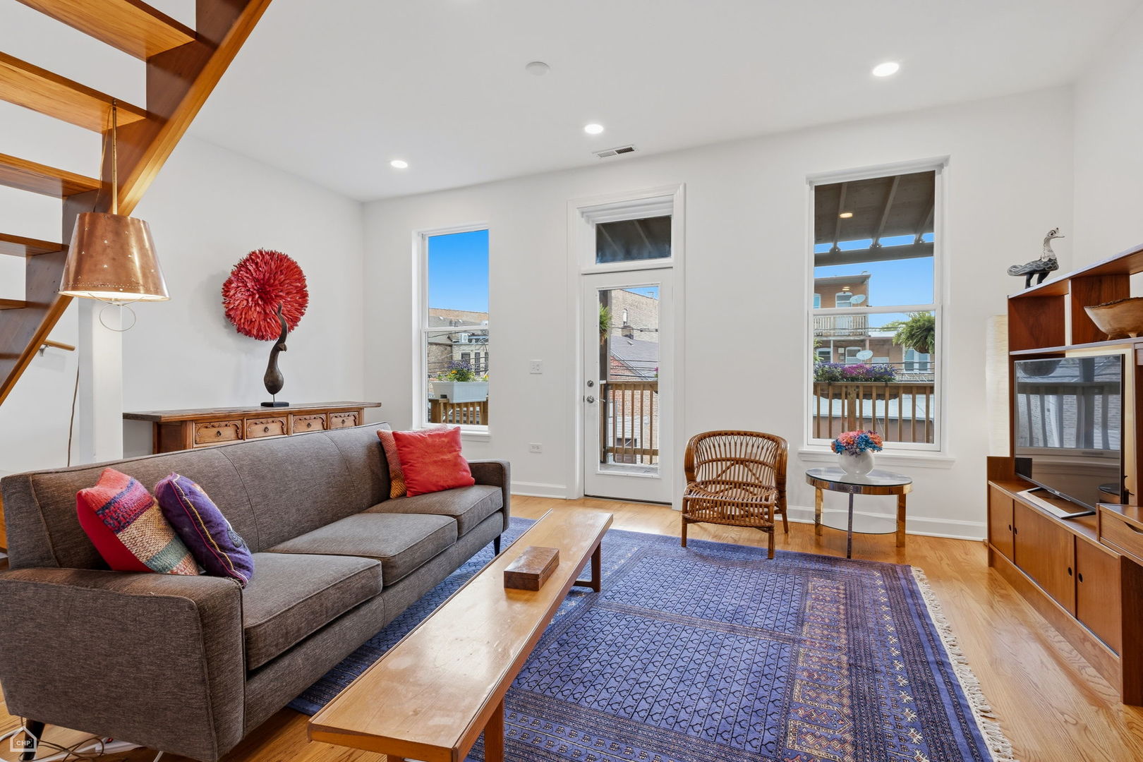 1820 W SUPERIOR Street 2r
