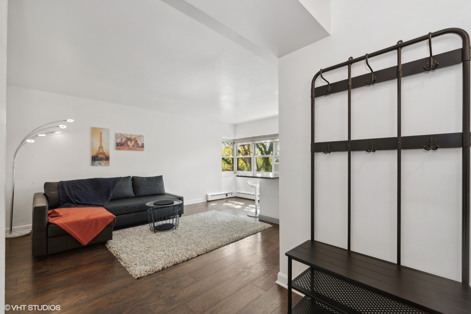 4950 N Marine Drive 405