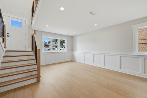 Tiny photo for 7715 Nagle Avenue, Burbank, IL 60459 (MLS # 12749616)