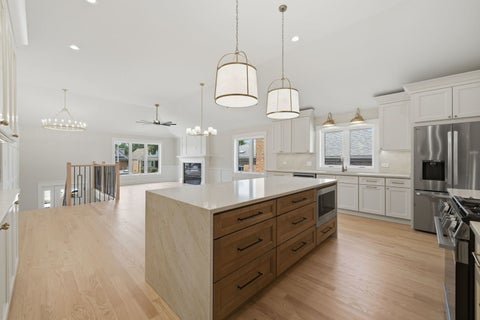 Tiny photo for 7715 Nagle Avenue, Burbank, IL 60459 (MLS # 12749616)