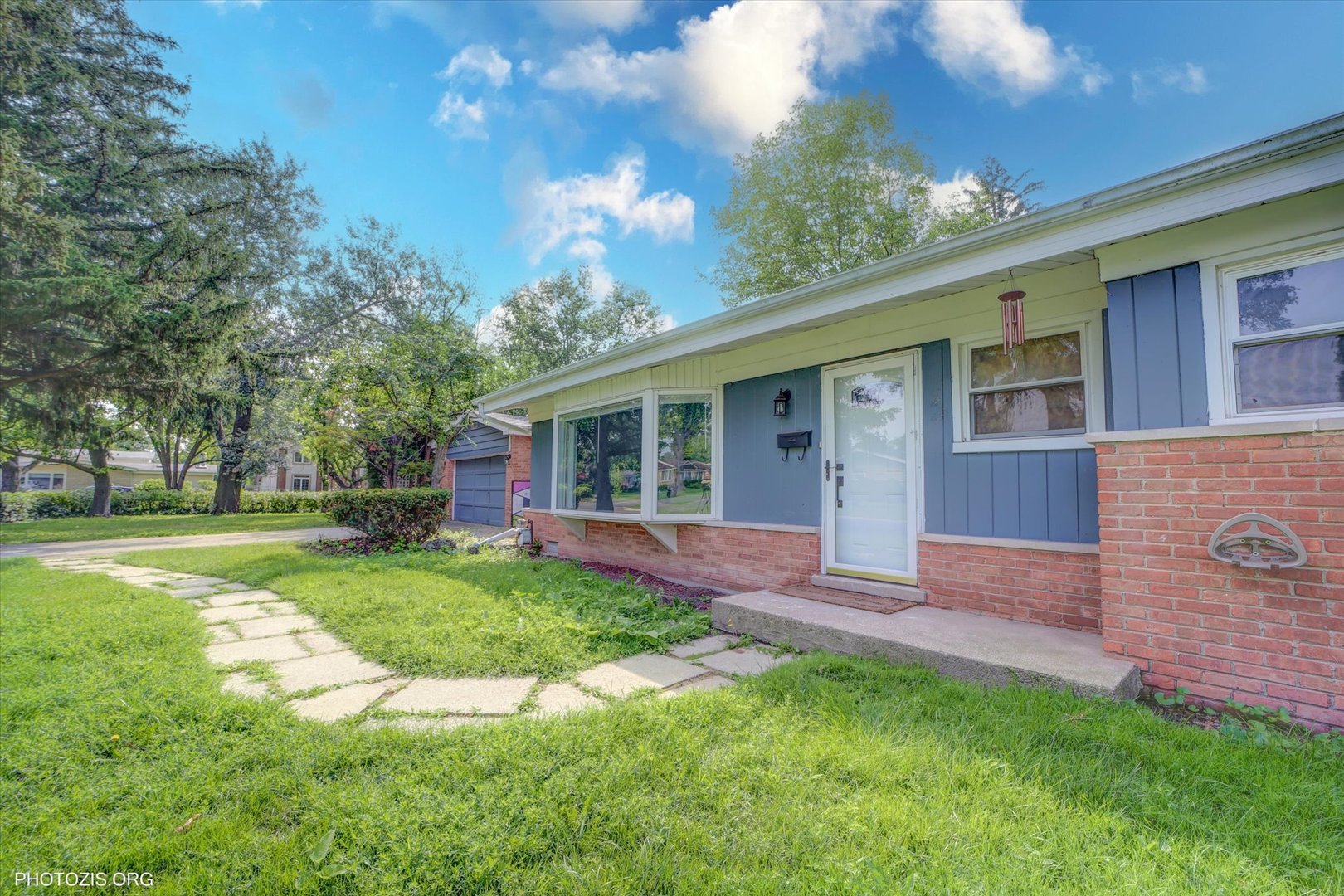 2411 Fontana Drive