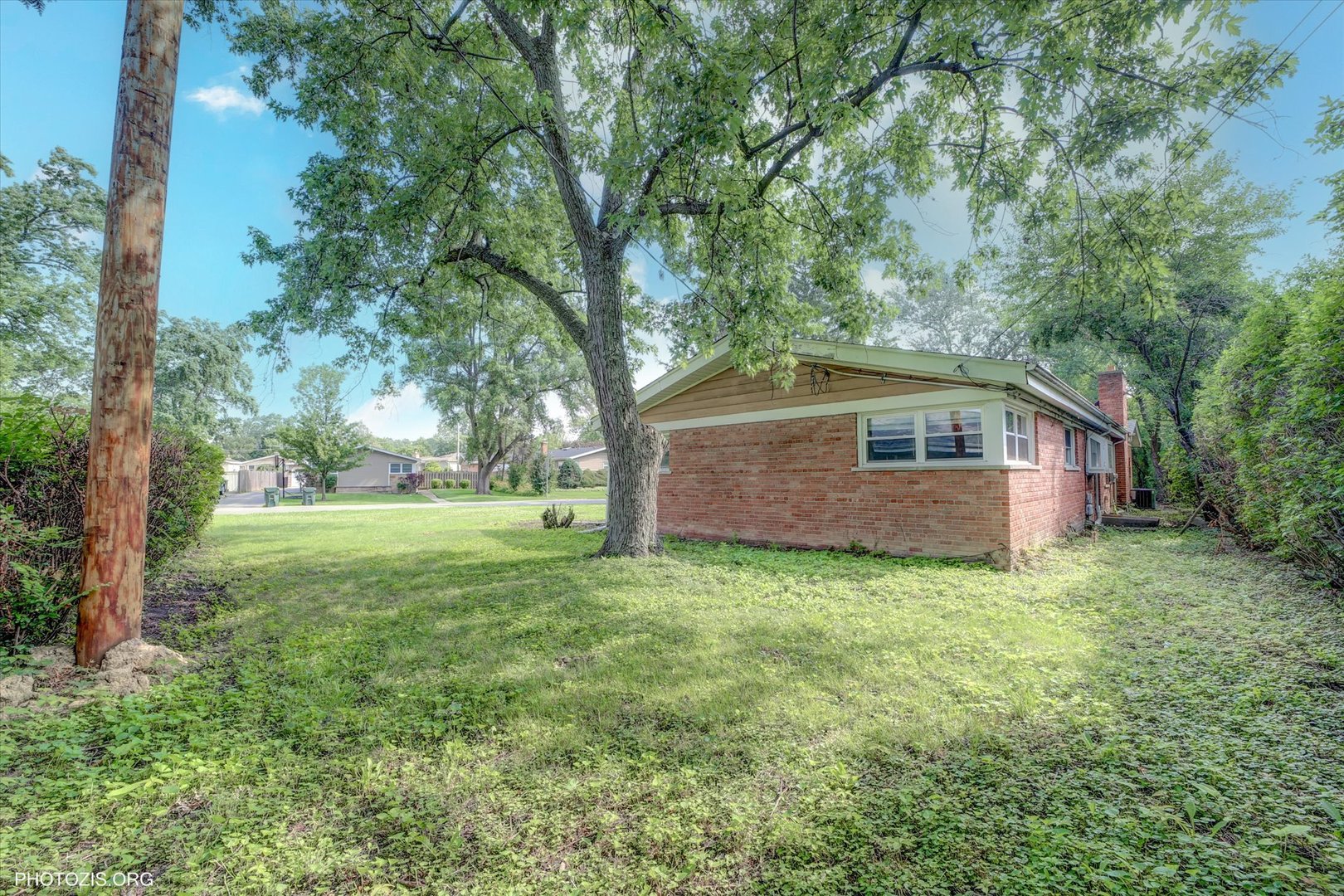 2411 Fontana Drive