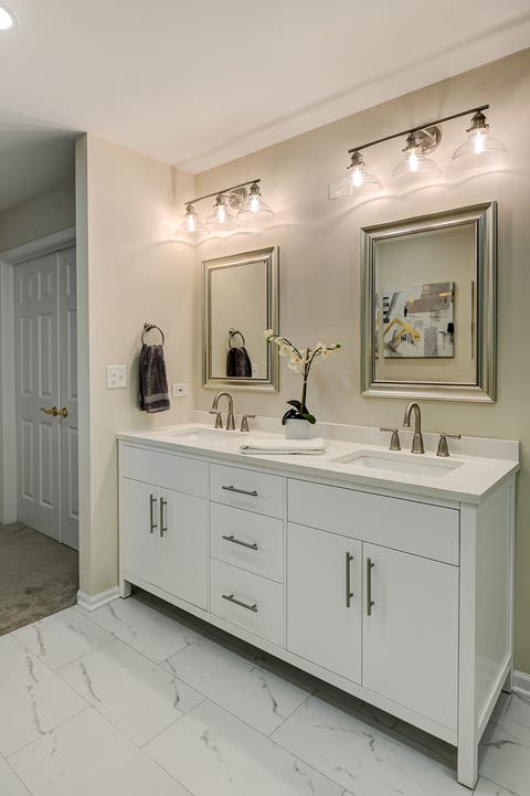 Tiny photo for 128 Fairway Drive, La Grange, IL 60525 (MLS # 12676824)