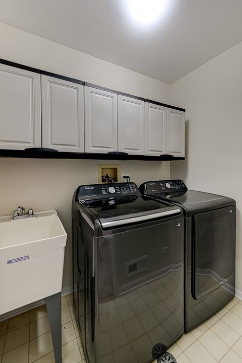 Tiny photo for 128 Fairway Drive, La Grange, IL 60525 (MLS # 12676824)